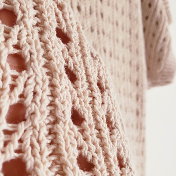 Banana Republic Knit Crochet Top - Picture 4 of 4